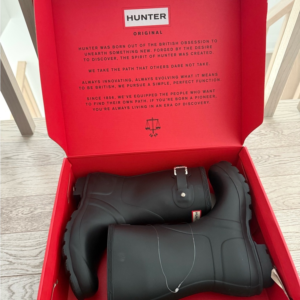 Hunter Women's Black Matte Rain Boots - Original Short Wellington